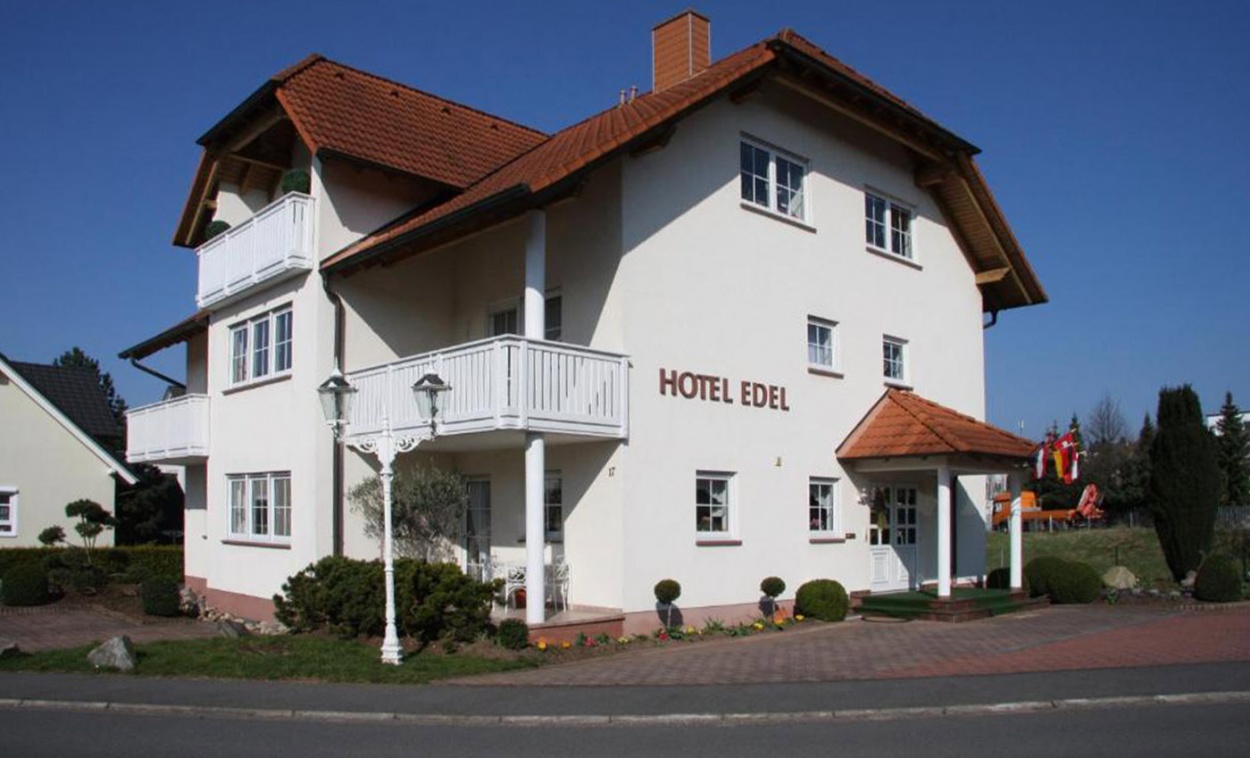  Biker Hotel Edel in Haibach  